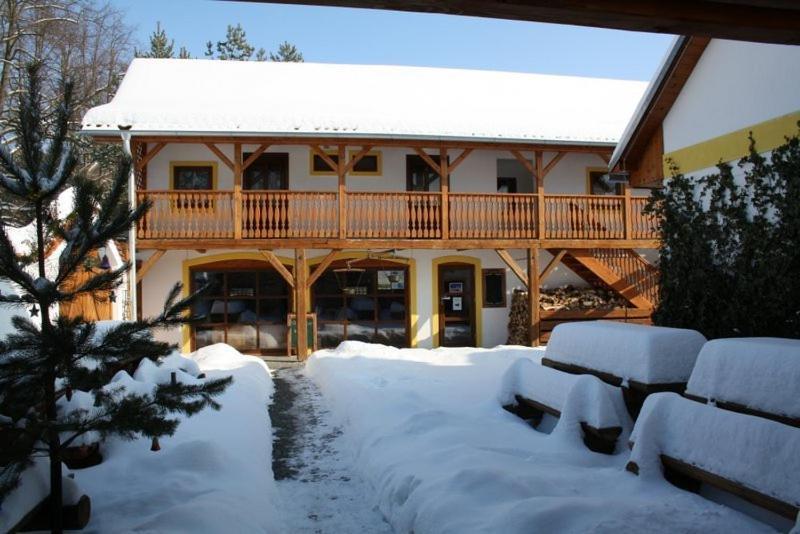 Penzion Kaminek Nove Hrady  Bagian luar foto