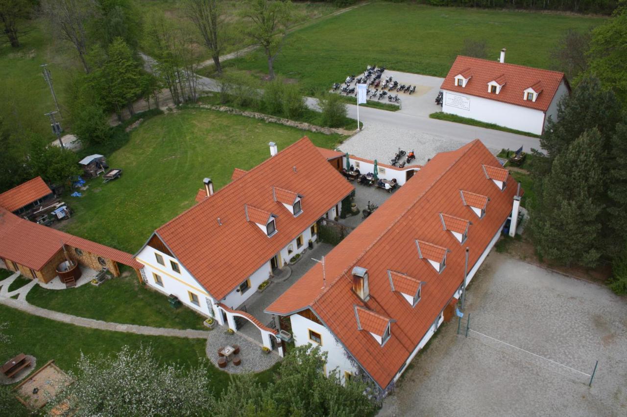 Penzion Kaminek Nove Hrady  Bagian luar foto